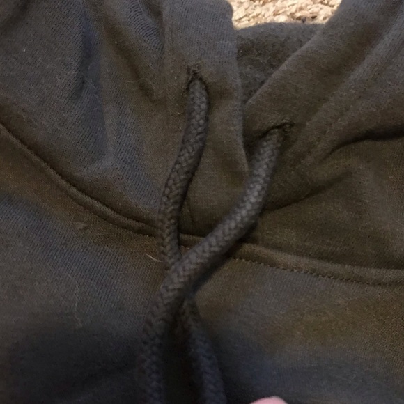 Under Armour Hoodie - Picture 3 of 5